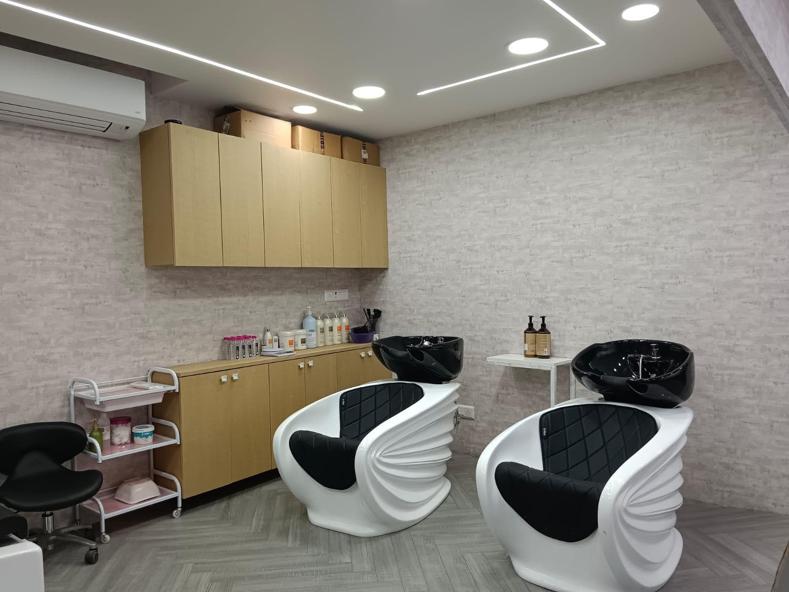 The Happy Living - Vastrapur photo 2