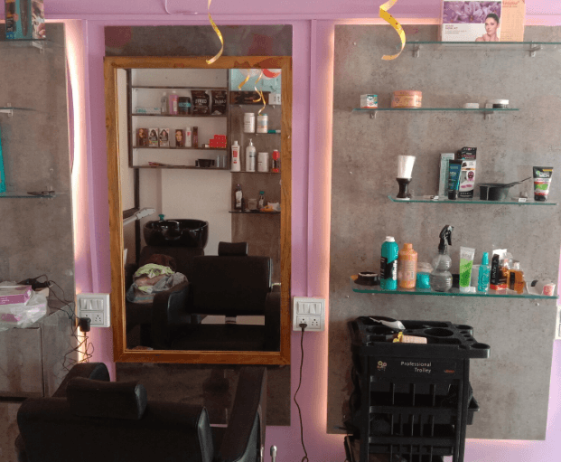 Insta Family Salon - Kudasan photo 4