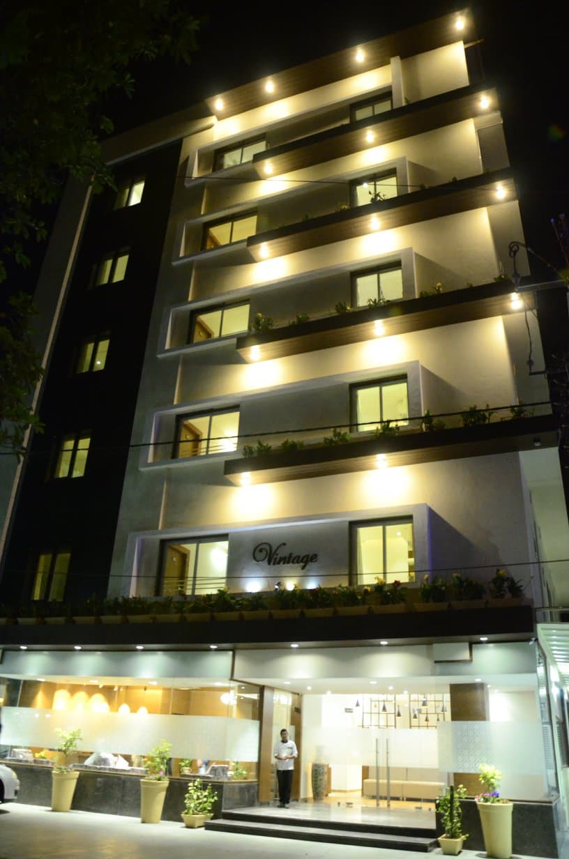 Vintage Hotel - Alkapuri photo 1