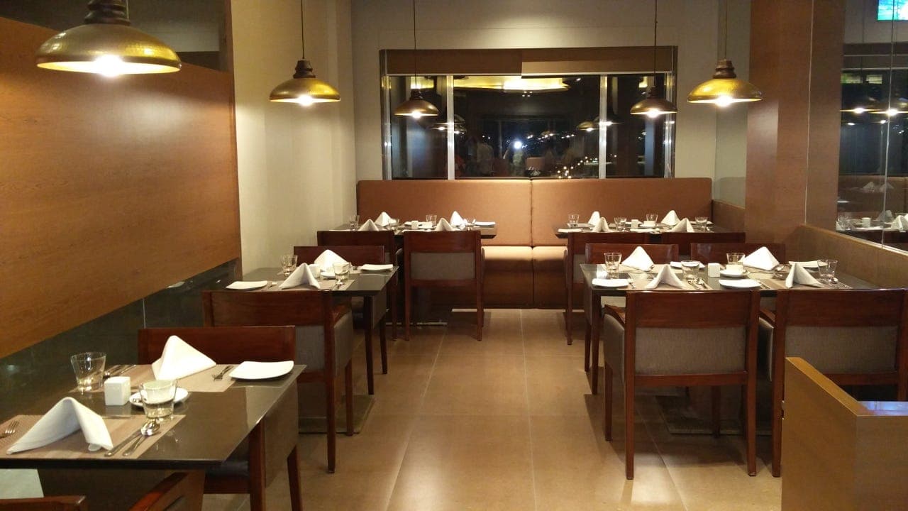 Zeste - The Fern - An Ecotel Hotel - Akota photo 5