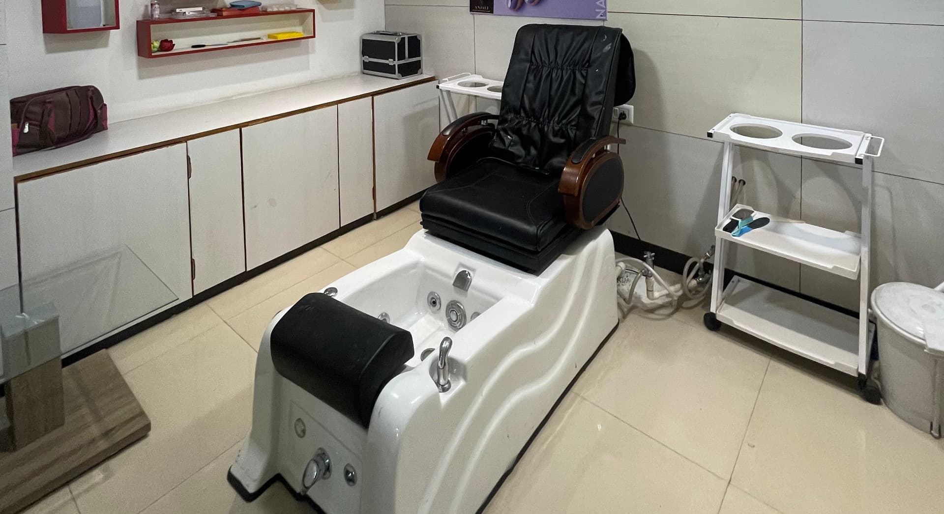 Nikita Beauty Salon - Maninagar photo 3
