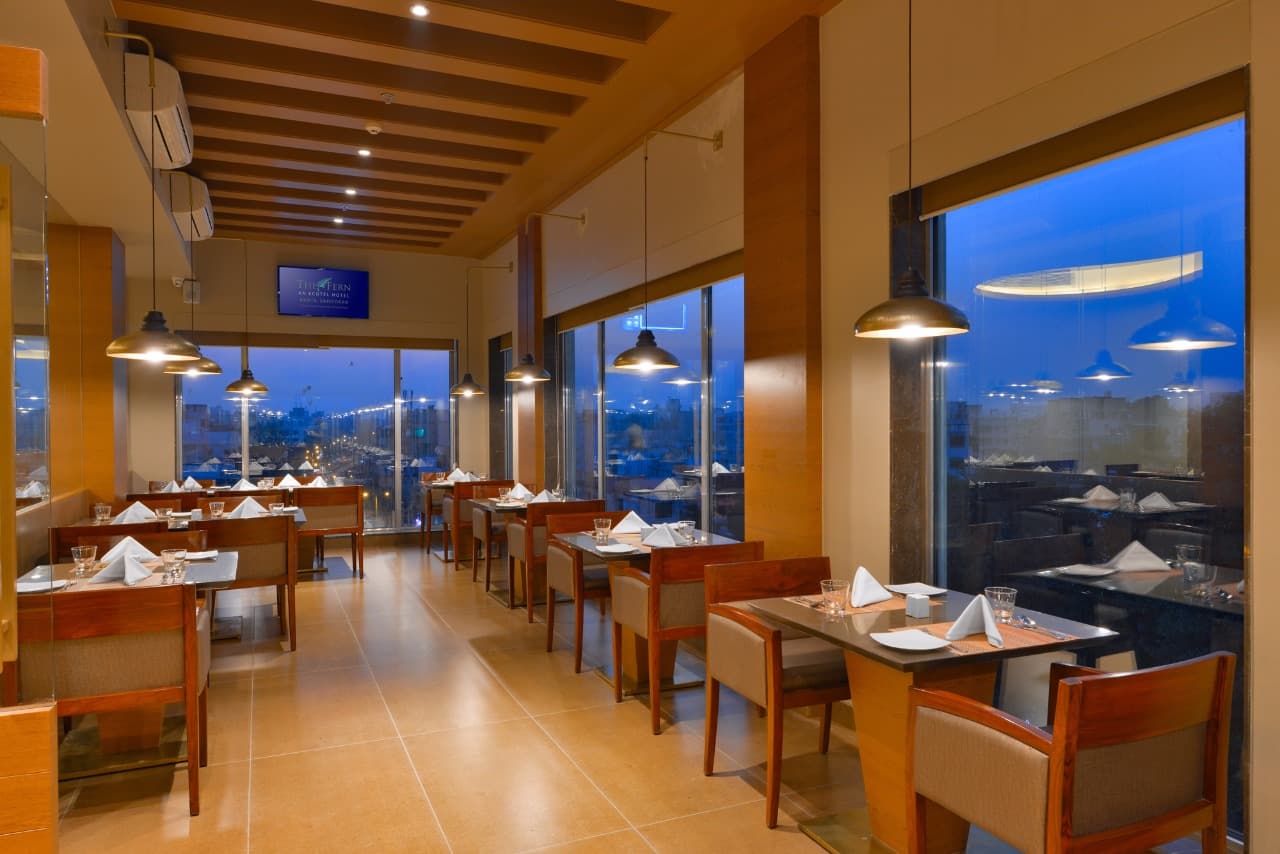 Zeste - The Fern - An Ecotel Hotel - Akota photo 3