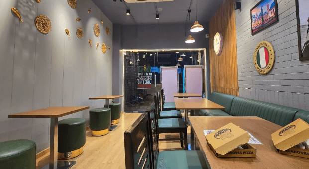 Taranovas Pizza - Anand