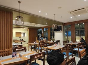 Tru Kitchen - The Beacon Hotel - Akota