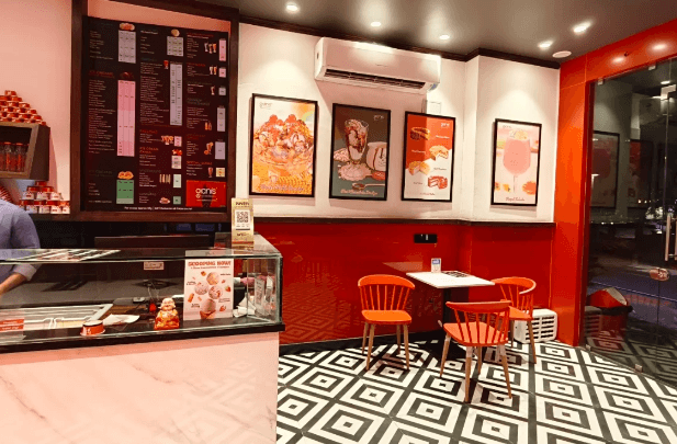 Gianis Ice Cream - Manjalpur